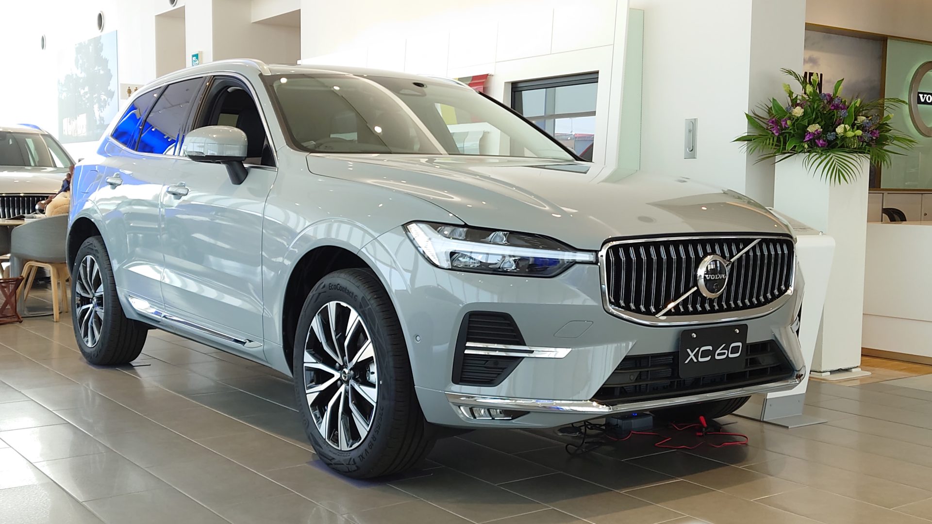 NEW展示車《XC60 Ultimate B5 AWD》 | ボルボ・カー 太田・足利